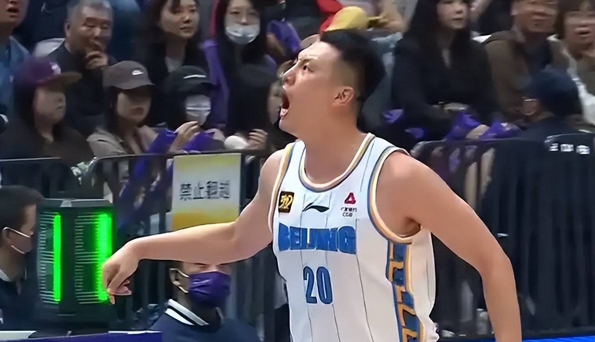 开云体育登录-关于格罗特菲尔德球员表现低迷，被批评缺乏拼劲的信息