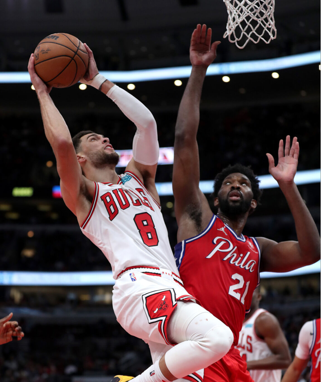 包含骑士再次战胜国王，拉文表现出色的词条