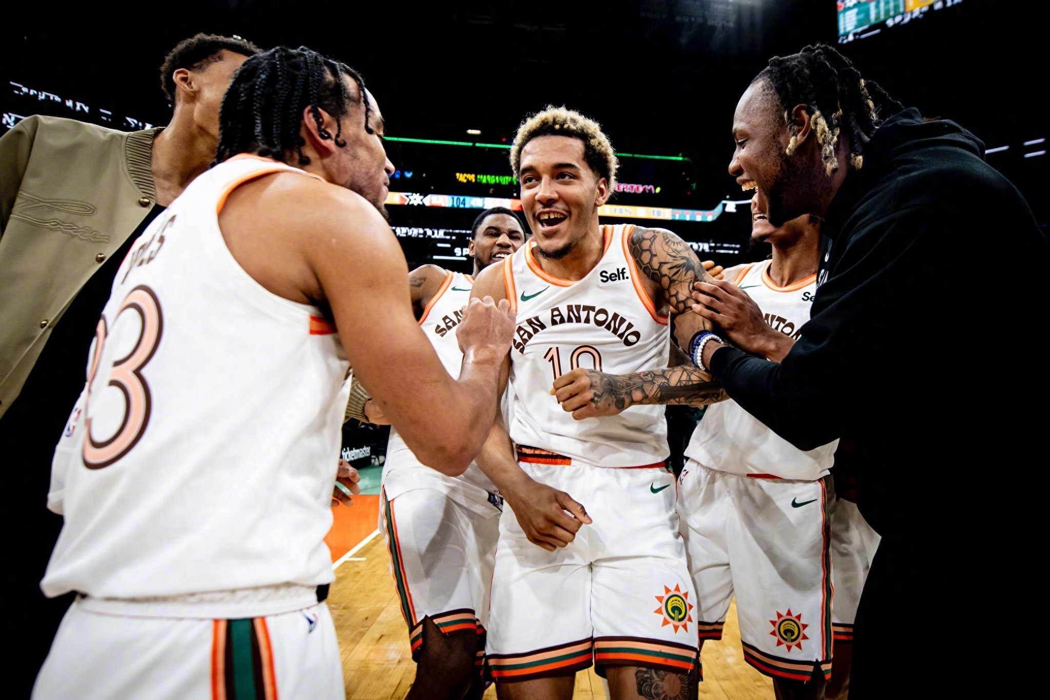 包含凯尔特人惨败马刺,沃克表现平平球队节节败退的词条 包含凯尔特人惨败马刺,沃克表现平平球队节节败退的词条