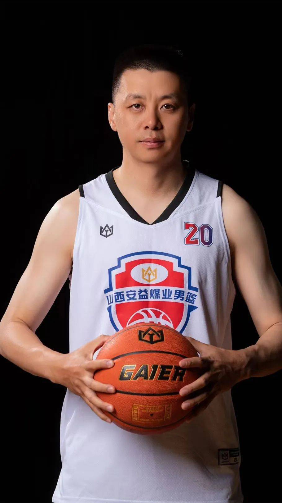 开云体育app-篮球战队状态火热，誓夺总冠军