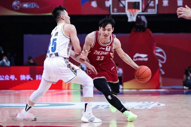 浙江男篮客场险胜吉林，继续追赶积分榜