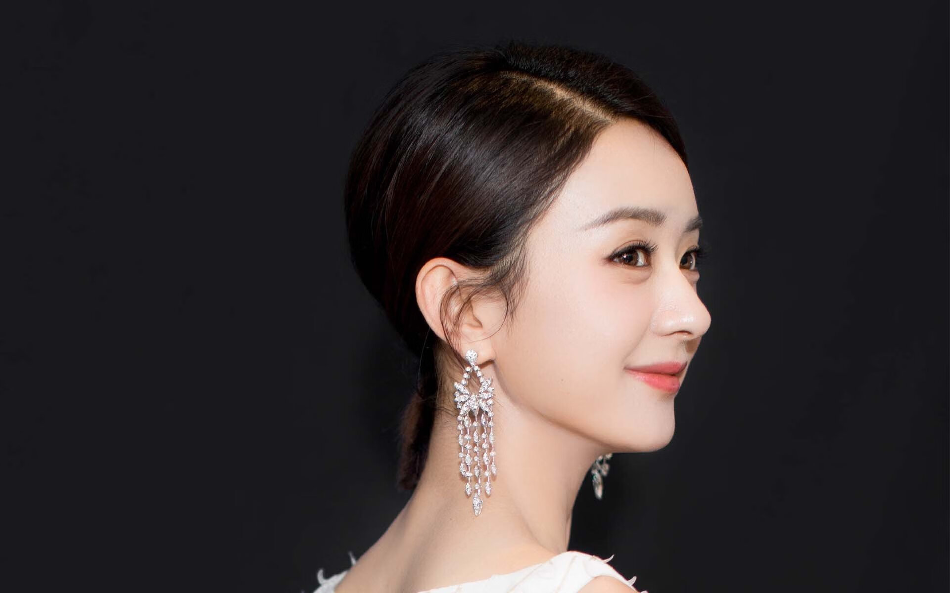 开云官网-末节封神！骑士逆转风暴中，库里用一己之力重写比赛法则