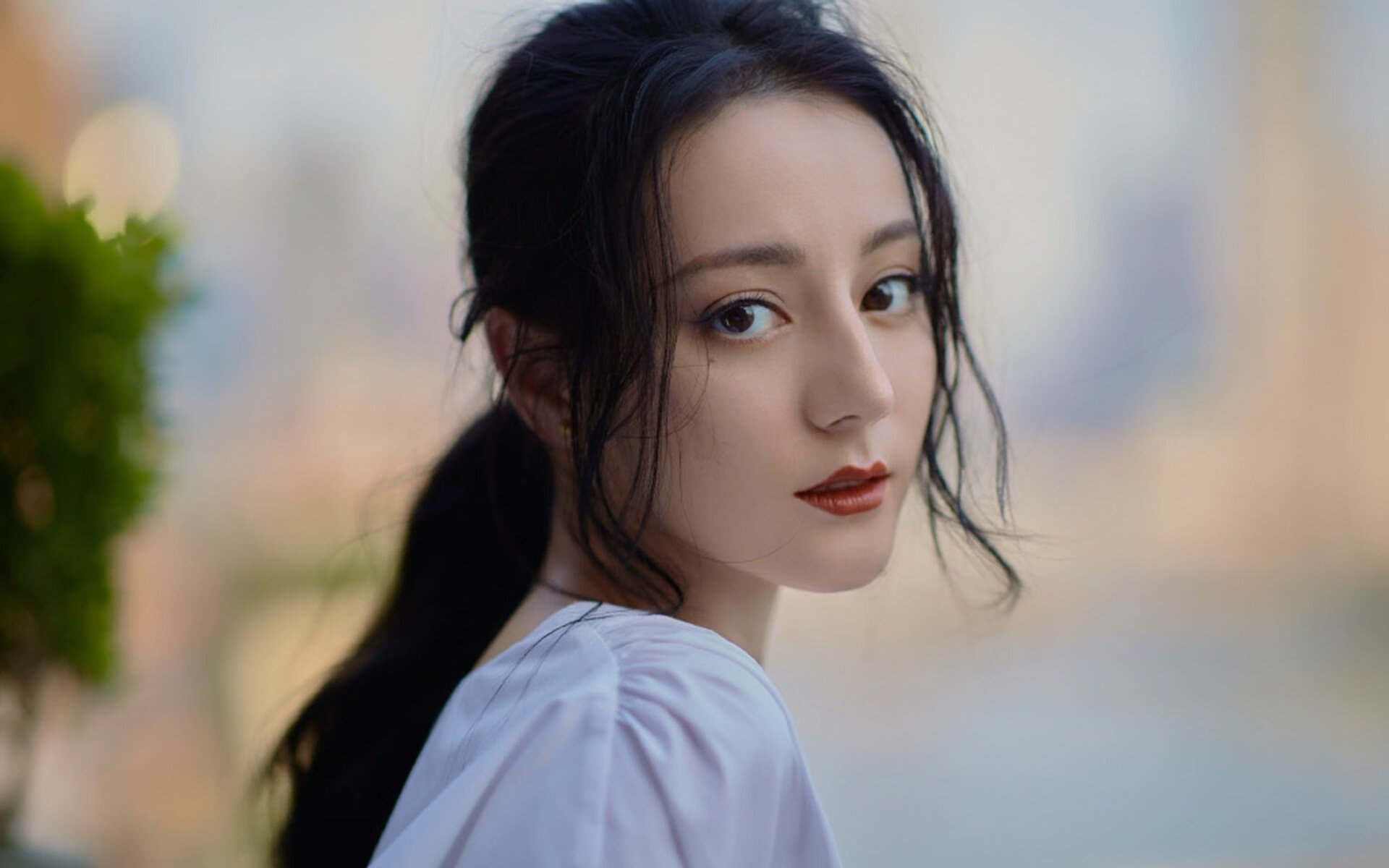 关键战伦纳德挺身而出，掘金主场力克老鹰