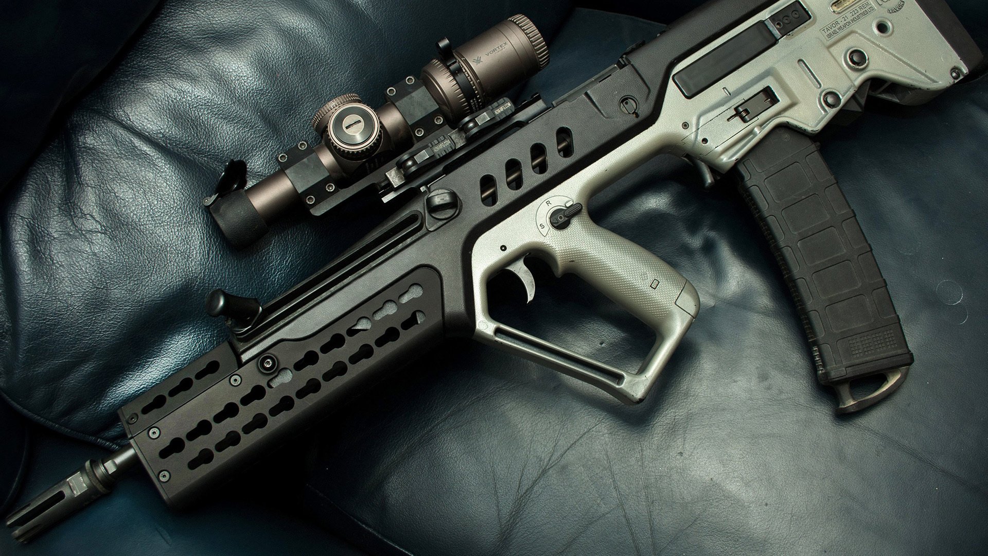 逆袭与掌控，当阿特拉斯雄狮踩过凯旋门，格子军魂在银石赛道咆哮