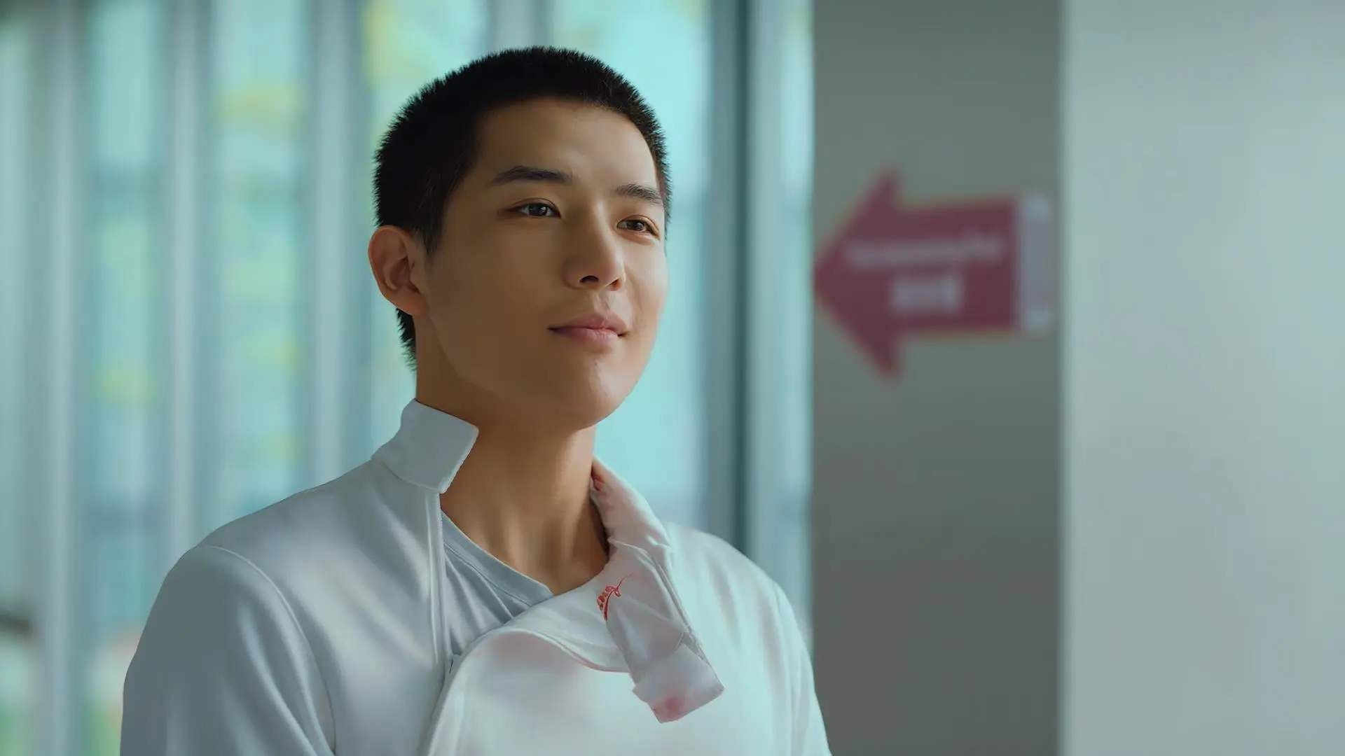 亚洲新王登基！李刚仁封神之战，委内瑞拉揭穿西班牙不败神话的幻灭